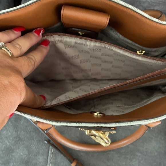 MICHAEL KORS- HAMILTON LARGE SATCHEL HAND BAG NWOT - clean, used once - Picture 10 of 14